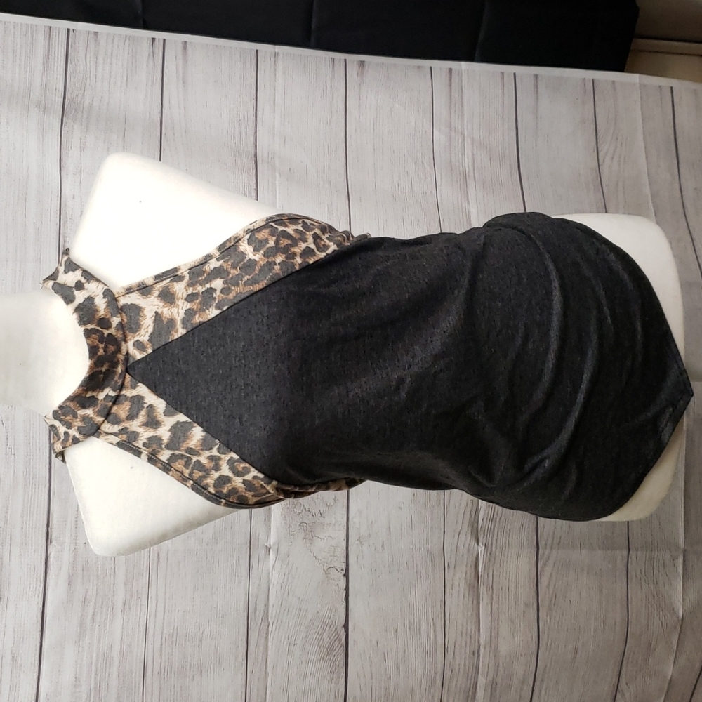 NWOT Womens Animal Print Tank